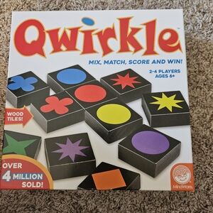 Qwirkle game